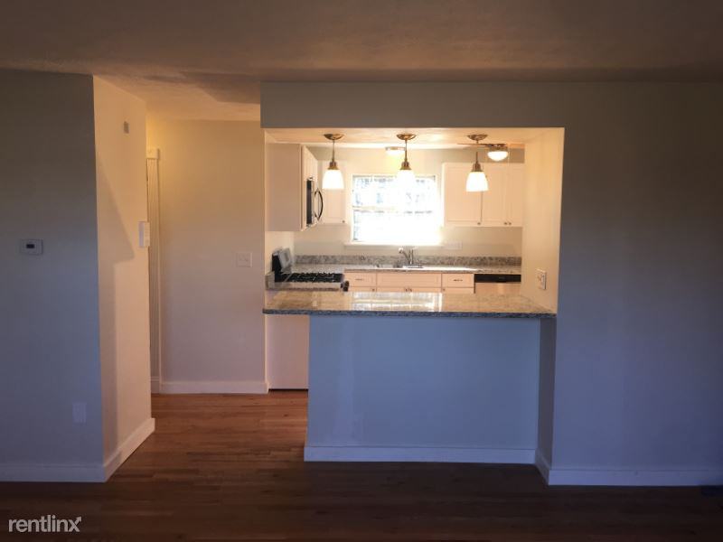 1083 Blue Hills Ave - Photo 2 of 15