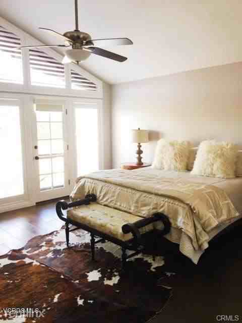 29100 Oakpath Dr - Photo 3 of 31