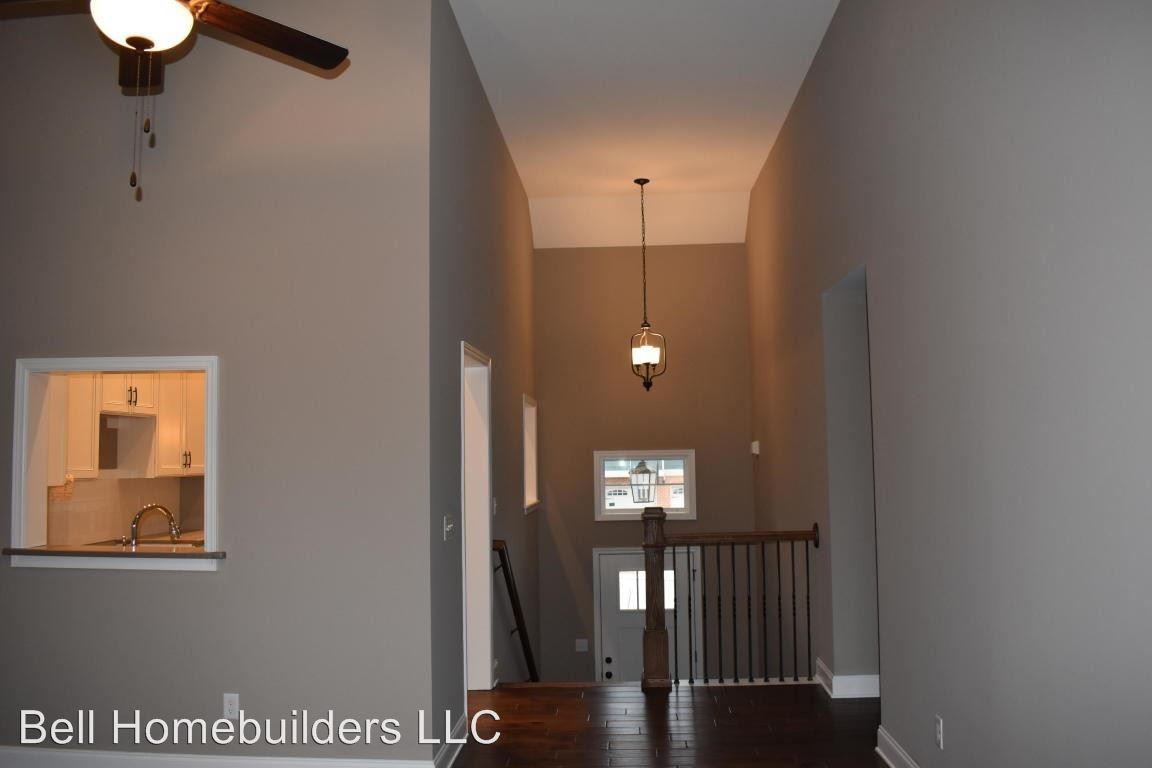 1090 Longo Dr - Photo 3 of 30