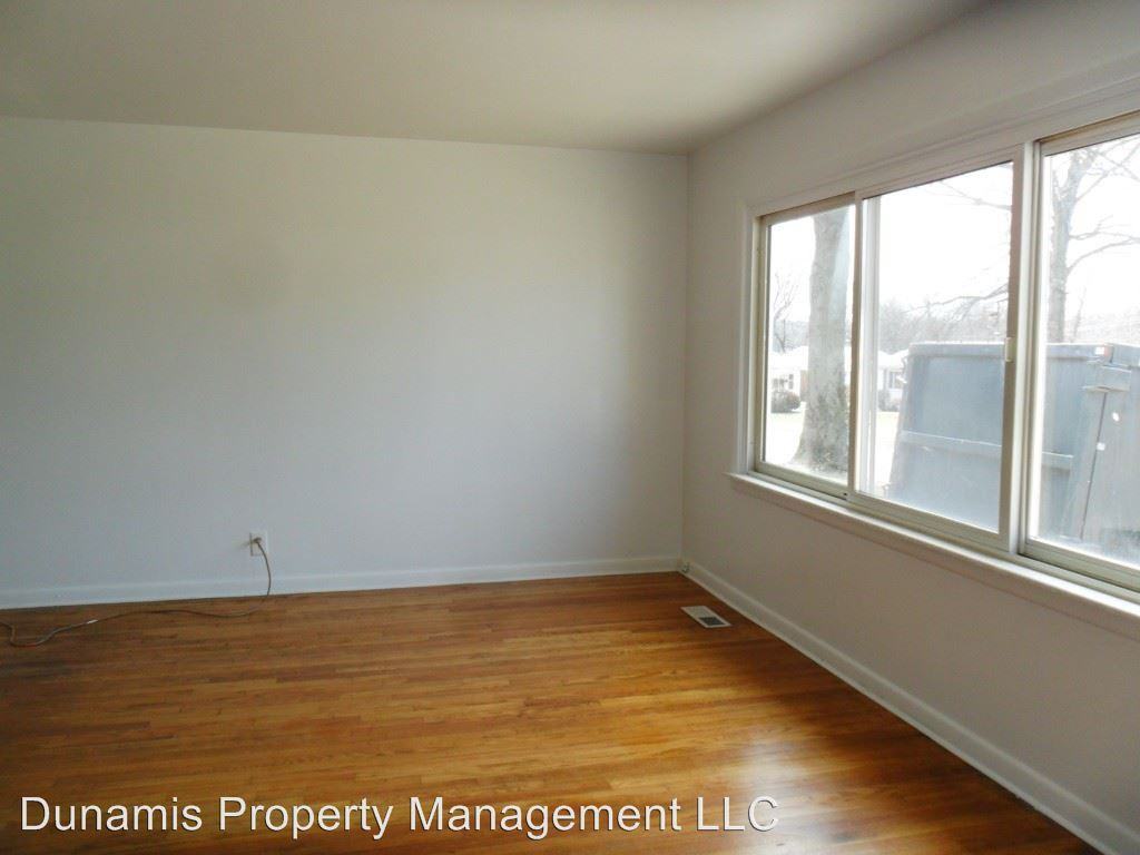 22 Westdell Dr - Photo 2 of 12