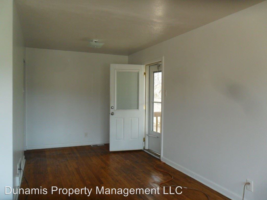 22 Westdell Dr - Photo 3 of 12