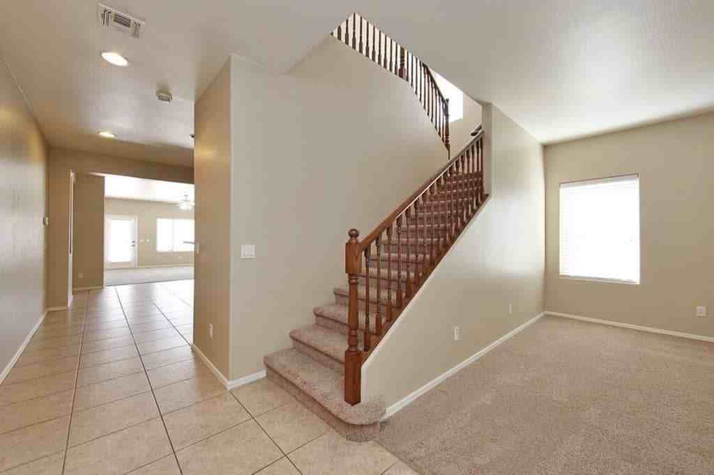 5409 W Harwell Rd - Photo 3 of 15