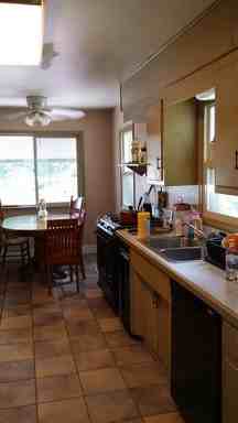 602 2nd St W - Photo 2 of 4