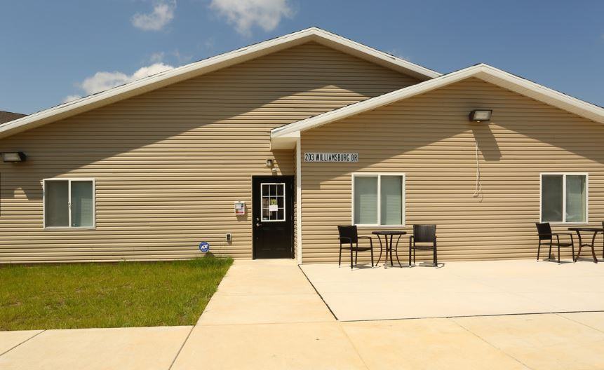 Oliver Estates - Photo 2 of 22