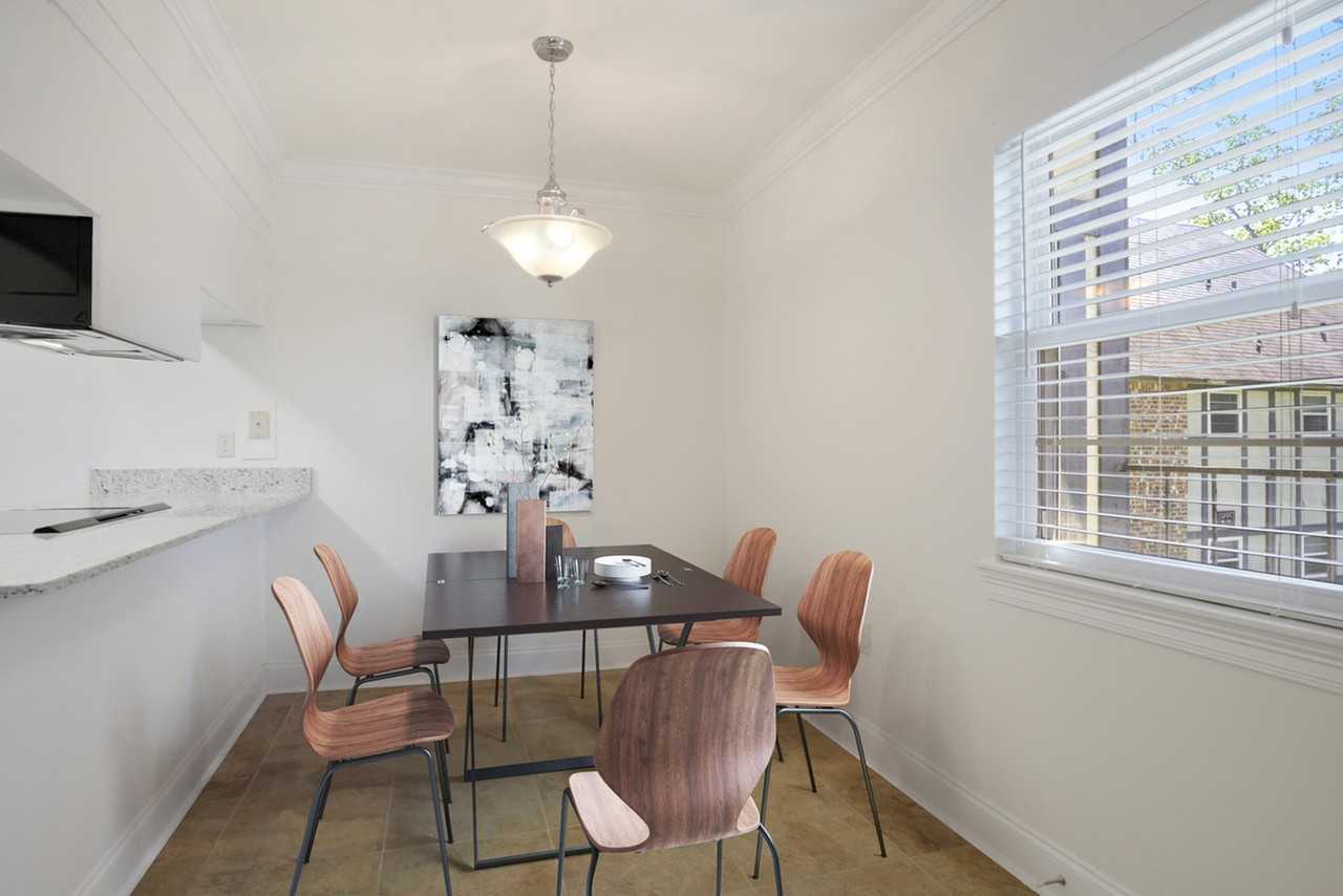 The Warwick Utilities Included Apartments 8001 Jefferson Hwy, Baton