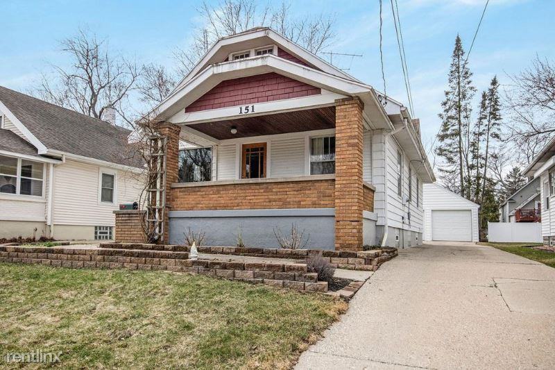 151 Mayfield Ave NE - Photo 2 of 2