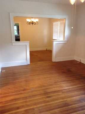 428 W 39th St - Photo 3 of 8