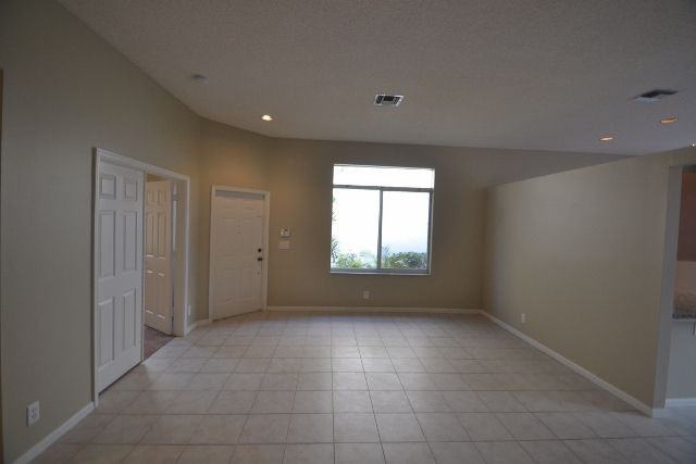 5136 Heron Pl - Photo 3 of 15