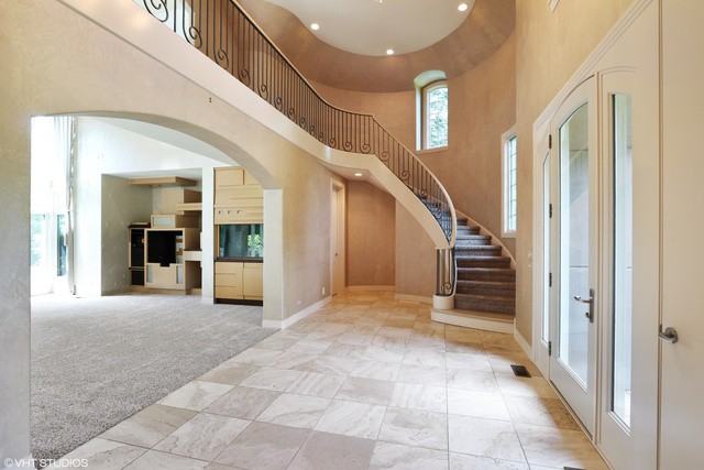 9 Bannockburn Ct - Photo 2 of 33