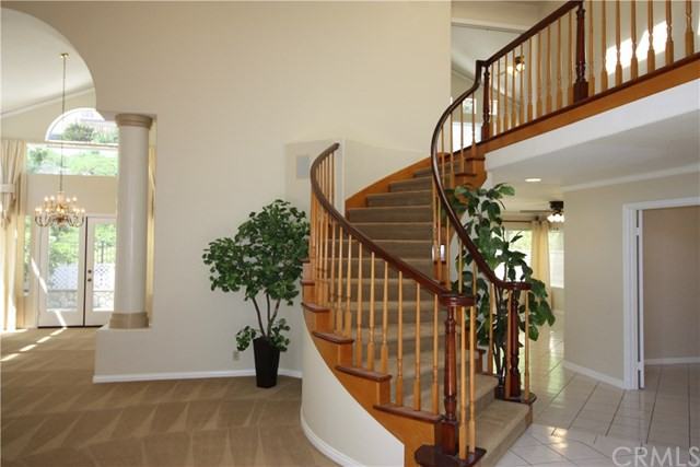 26431 Lombardy Rd - Photo 2 of 21