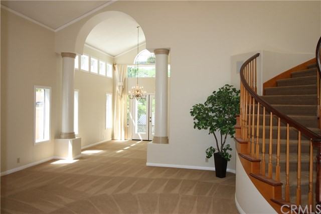 26431 Lombardy Rd - Photo 3 of 21