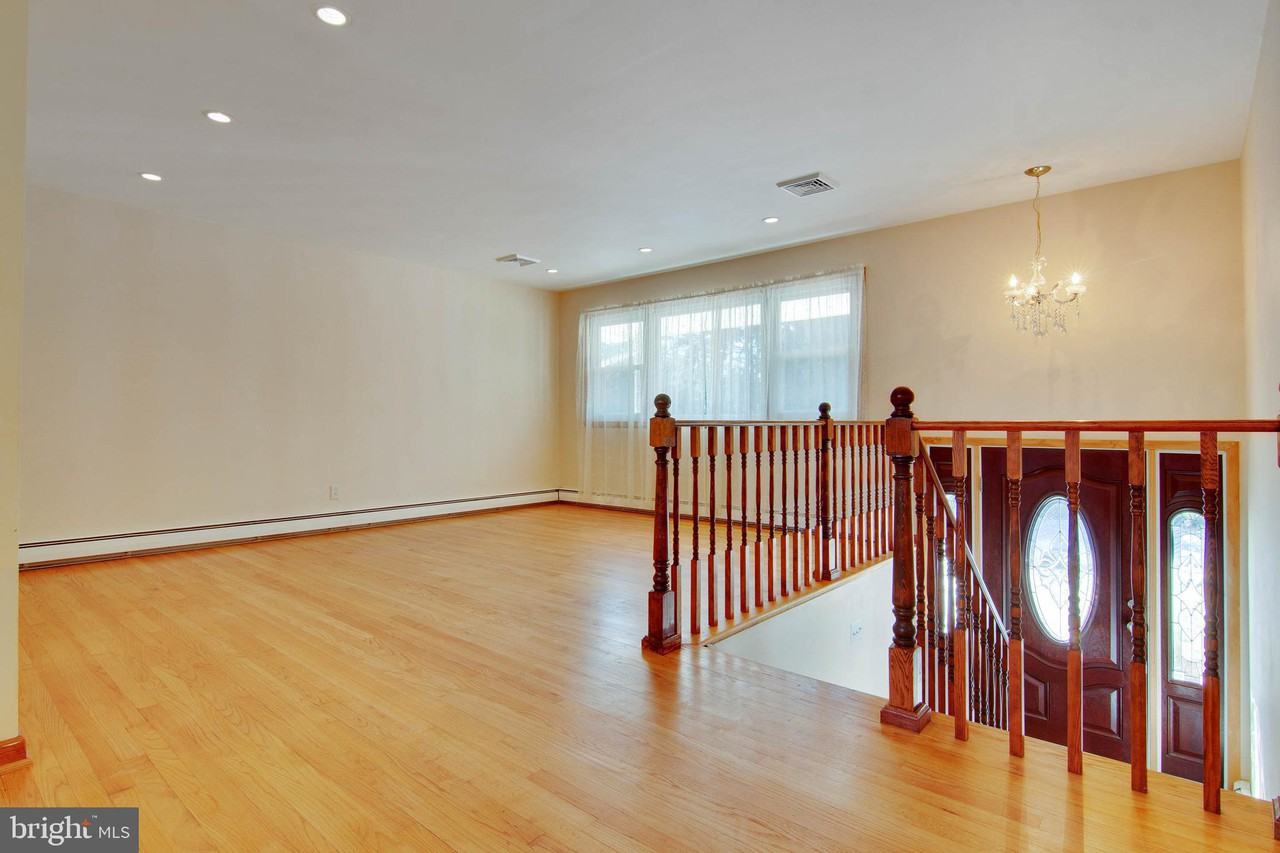 480 Brightwood Rd - Photo 3 of 30