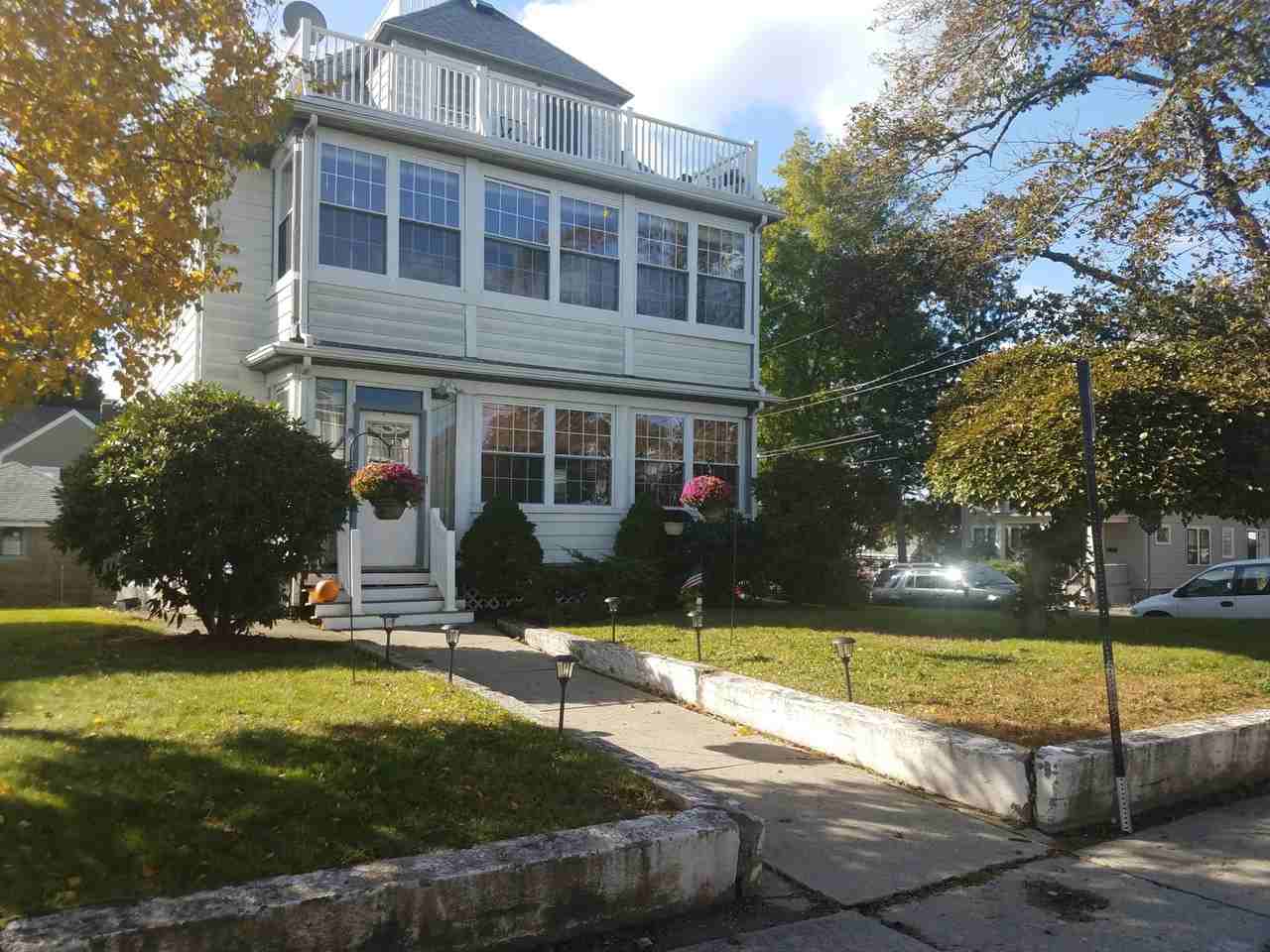 3 Bedford St, Quincy, MA 02169 2 Bedroom Apartment for 2,000/month