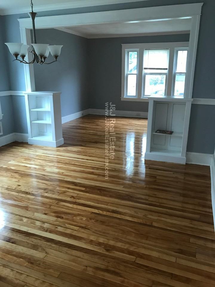 31 Brantwood Rd 2 - Photo 2 of 9