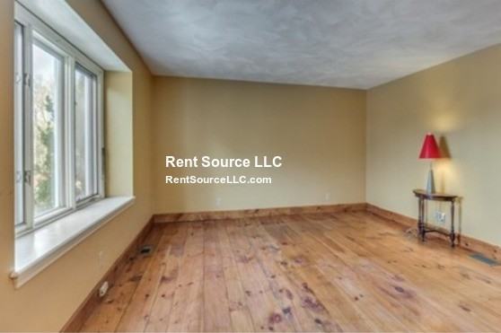 504 Lewis O Gray Dr - Photo 2 of 14