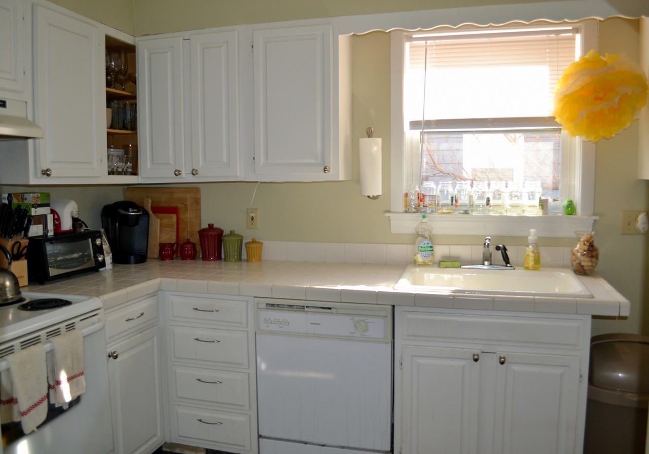 294 Brackett Street #1 - Photo 3 of 5