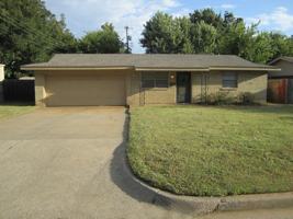 featured image of 8313 Northwest 37th Street