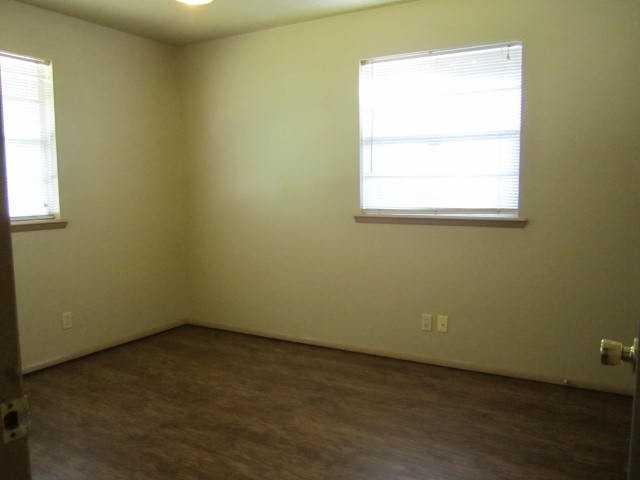 8313 Northwest 37th Street - Photo 7 of 11