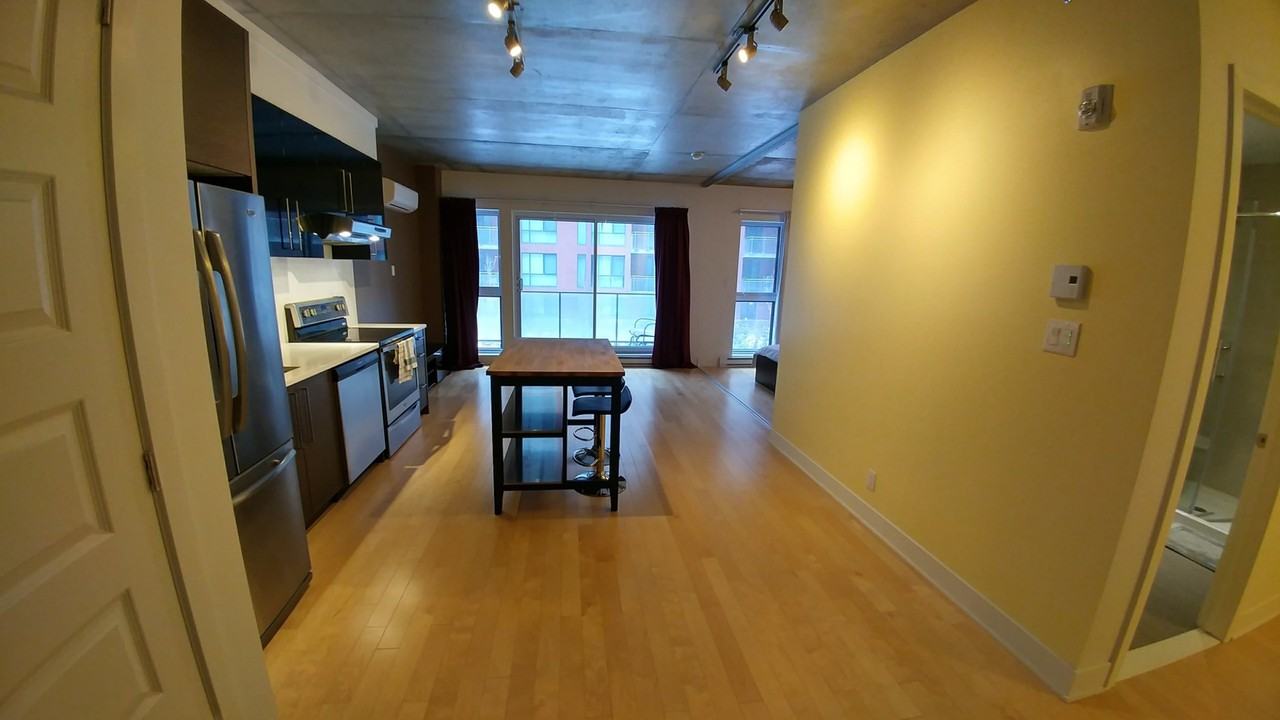 2335 Chemin Manella, MontRoyal, QUÉBEC H4P 2A5 1 Bedroom Apartment