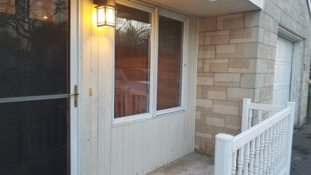 2100 Elizabeth Ave - Photo 2 of 24