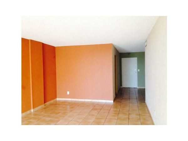 1465 NE 123rd St - Photo 3 of 14