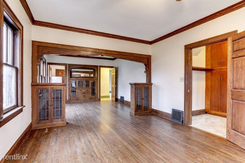 3532 Longfellow Ave - Photo 3 of 18