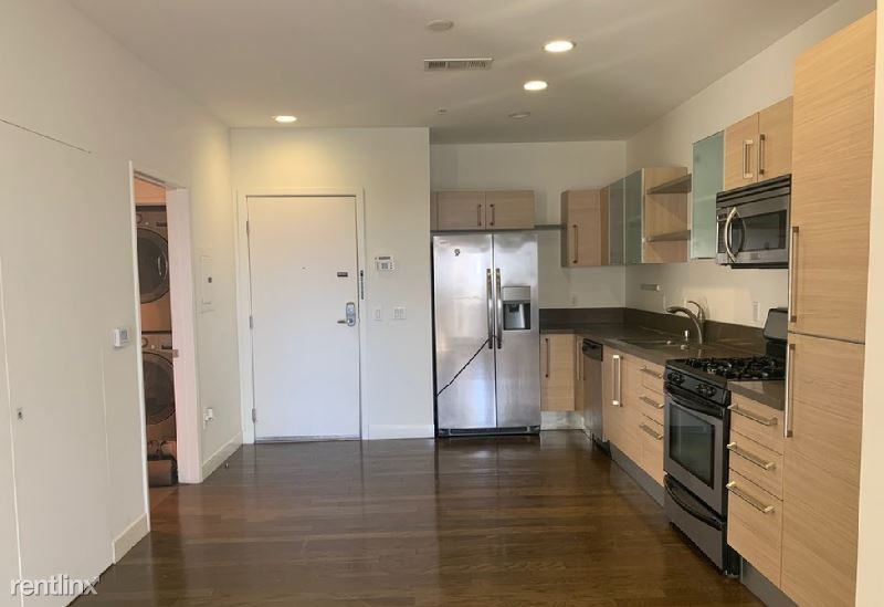 439 Raehn St - Photo 2 of 4