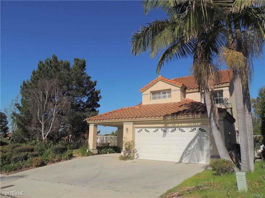 25151 Whitespring - Photo 2 of 3