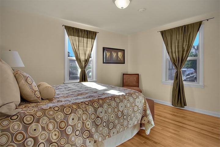 115 29th Avenue East - Photo 6 of 11