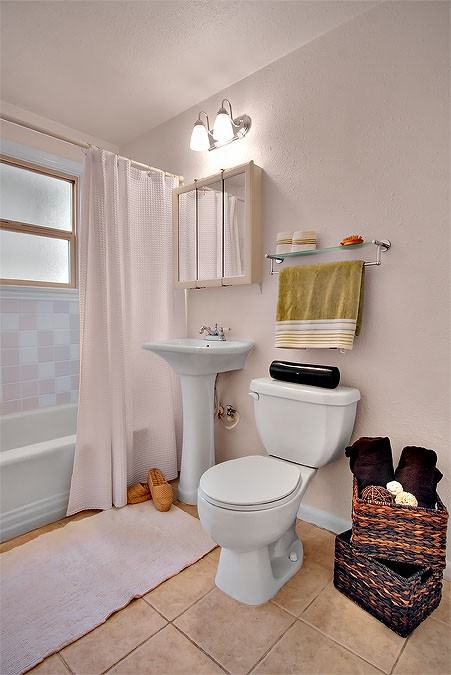 115 29th Avenue East - Photo 4 of 11