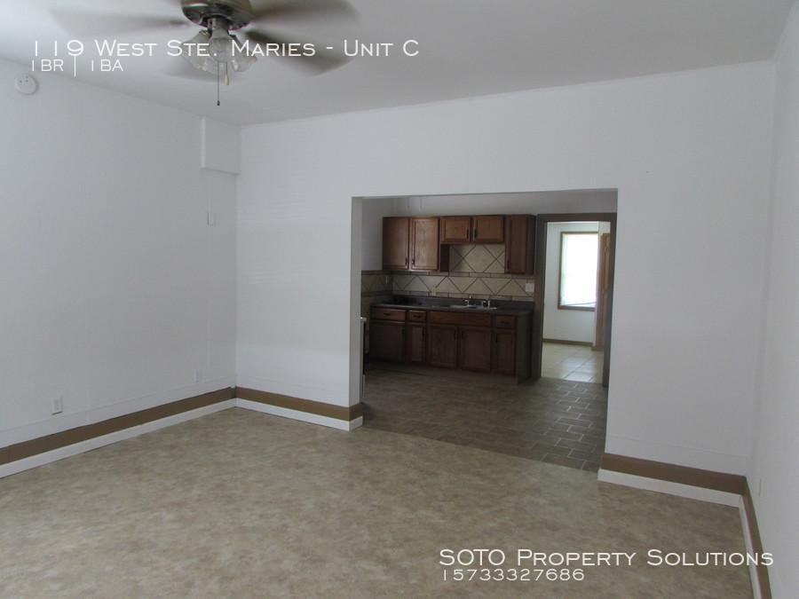 119 W St Maries St - Photo 3 of 6