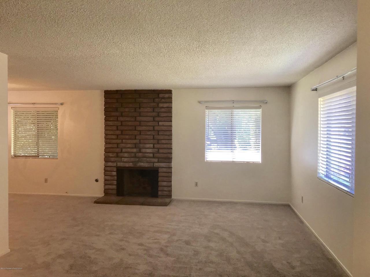 2320 Norwic Pl - Photo 2 of 6
