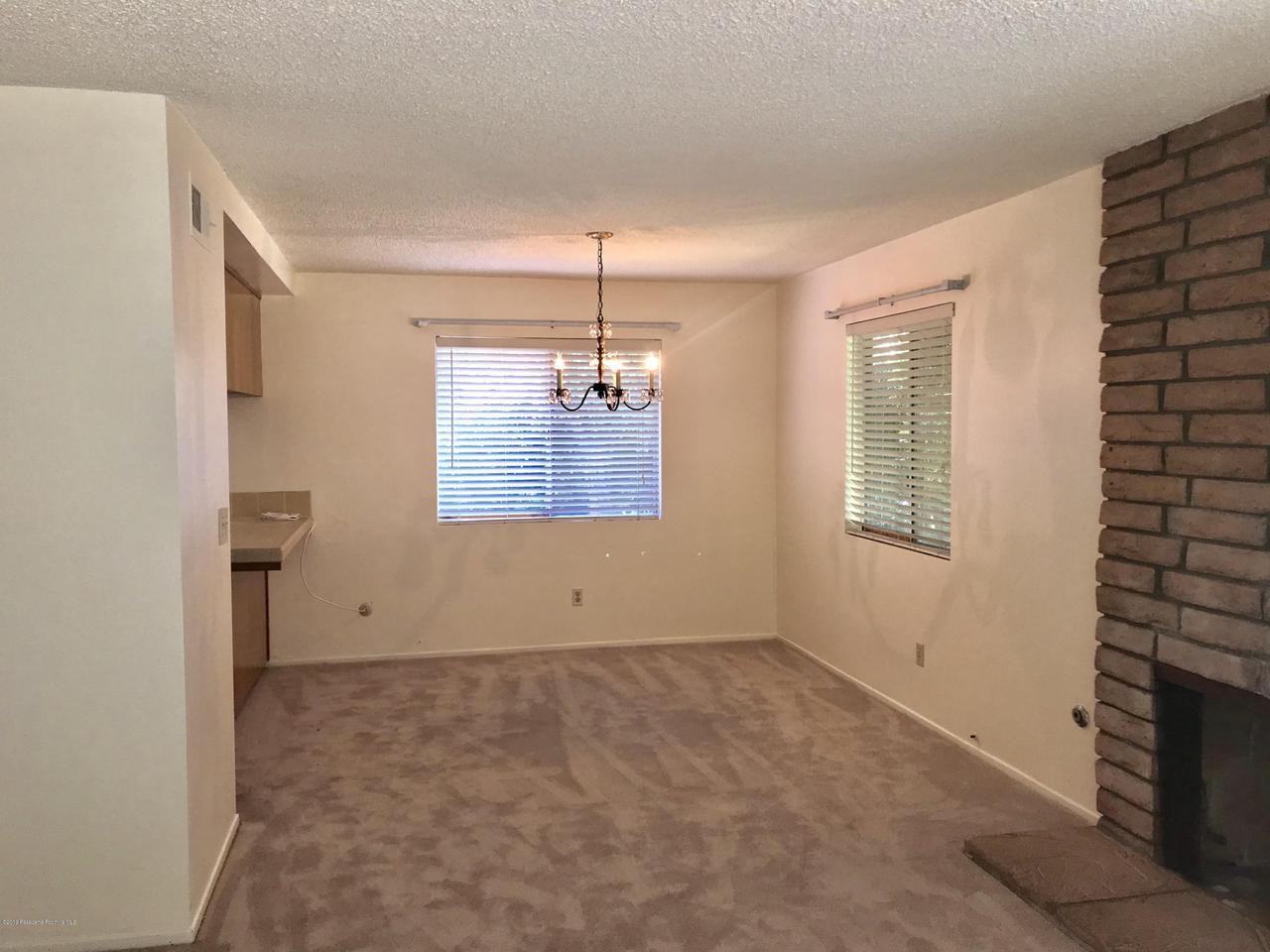 2320 Norwic Pl - Photo 3 of 6