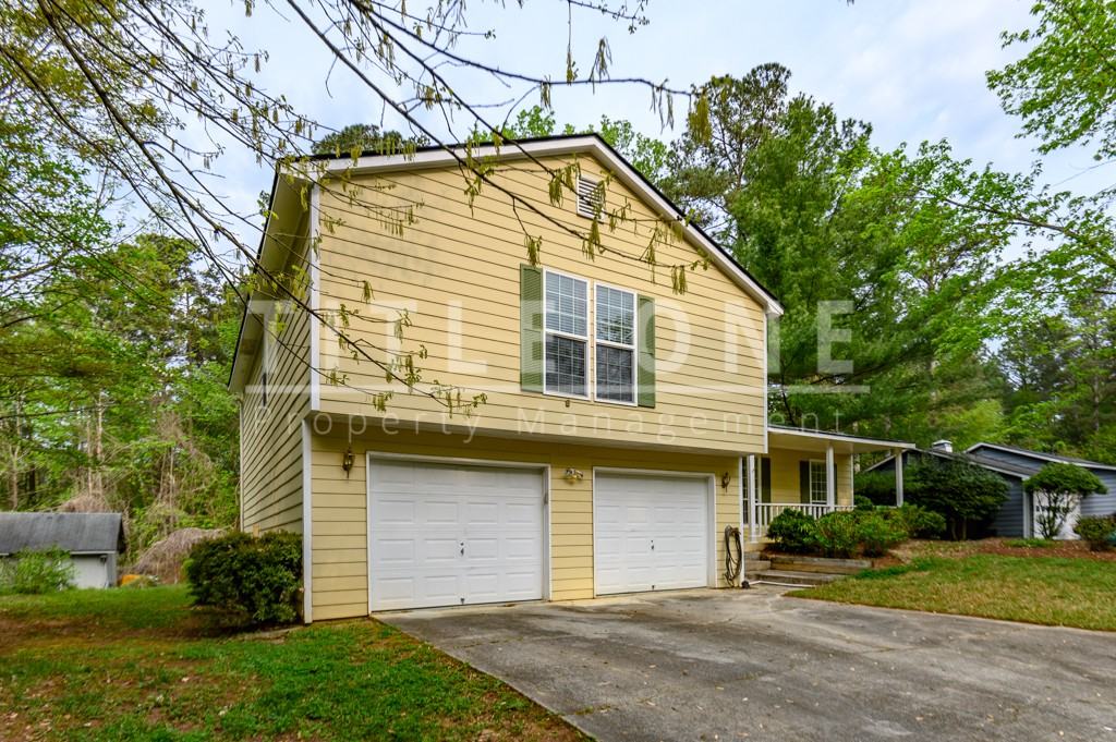 3227 Stonewall Dr NW - Photo 2 of 46