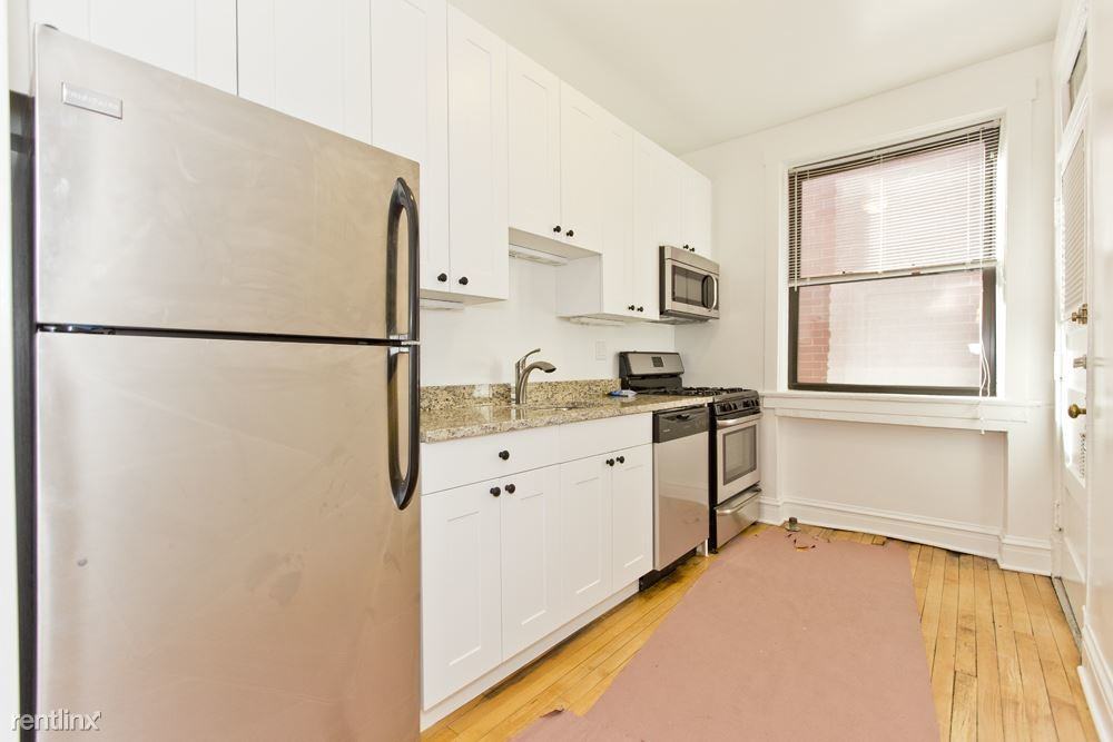 527-37 W. Aldine Ave. - Photo 3 of 25