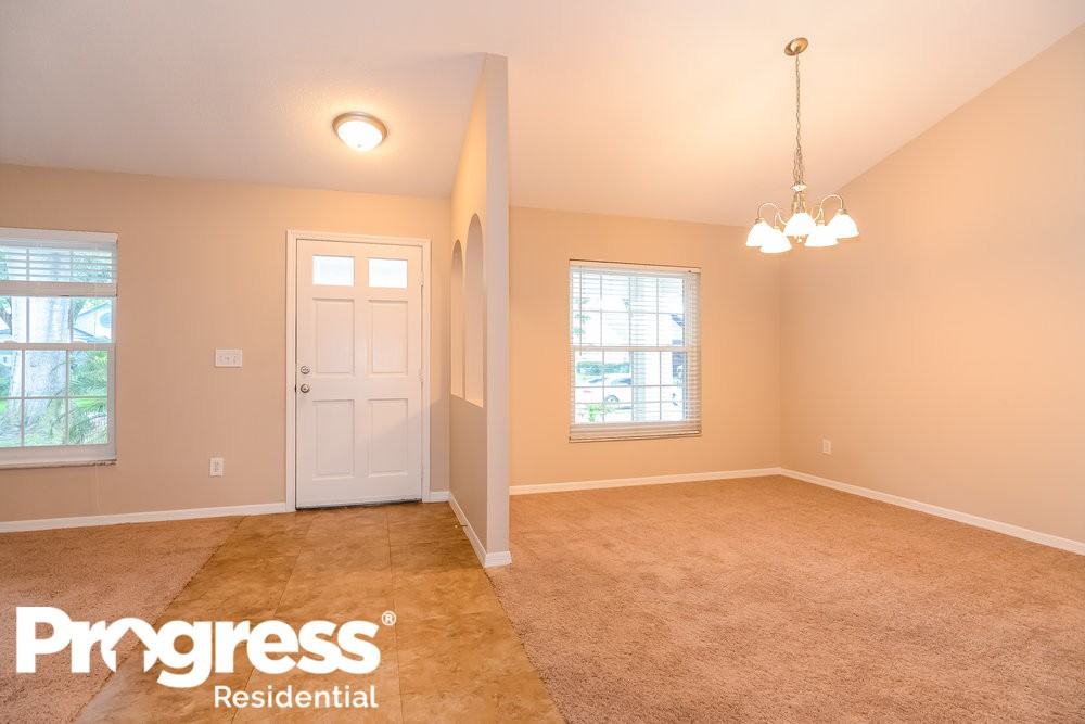 2629 Green Valley St - Photo 3 of 15