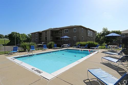 6002 NW Prairie View Rd. - Photo 2 of 12