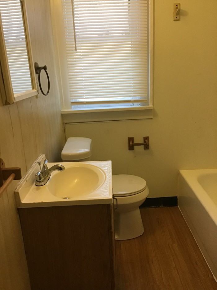 3331 Oakdale Avenue - Photo 3 of 14