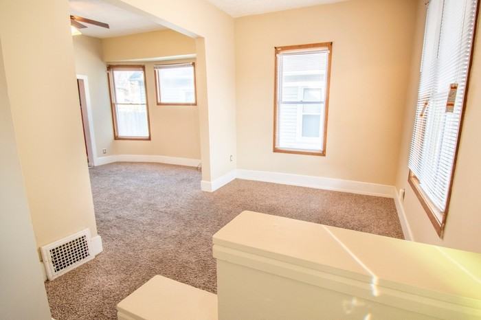 710 Hickory St - Photo 2 of 23