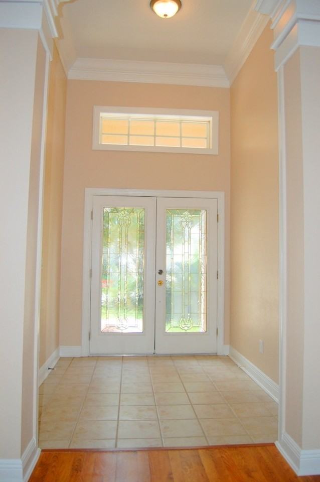 27448 Sky Lake Cir - Photo 3 of 19