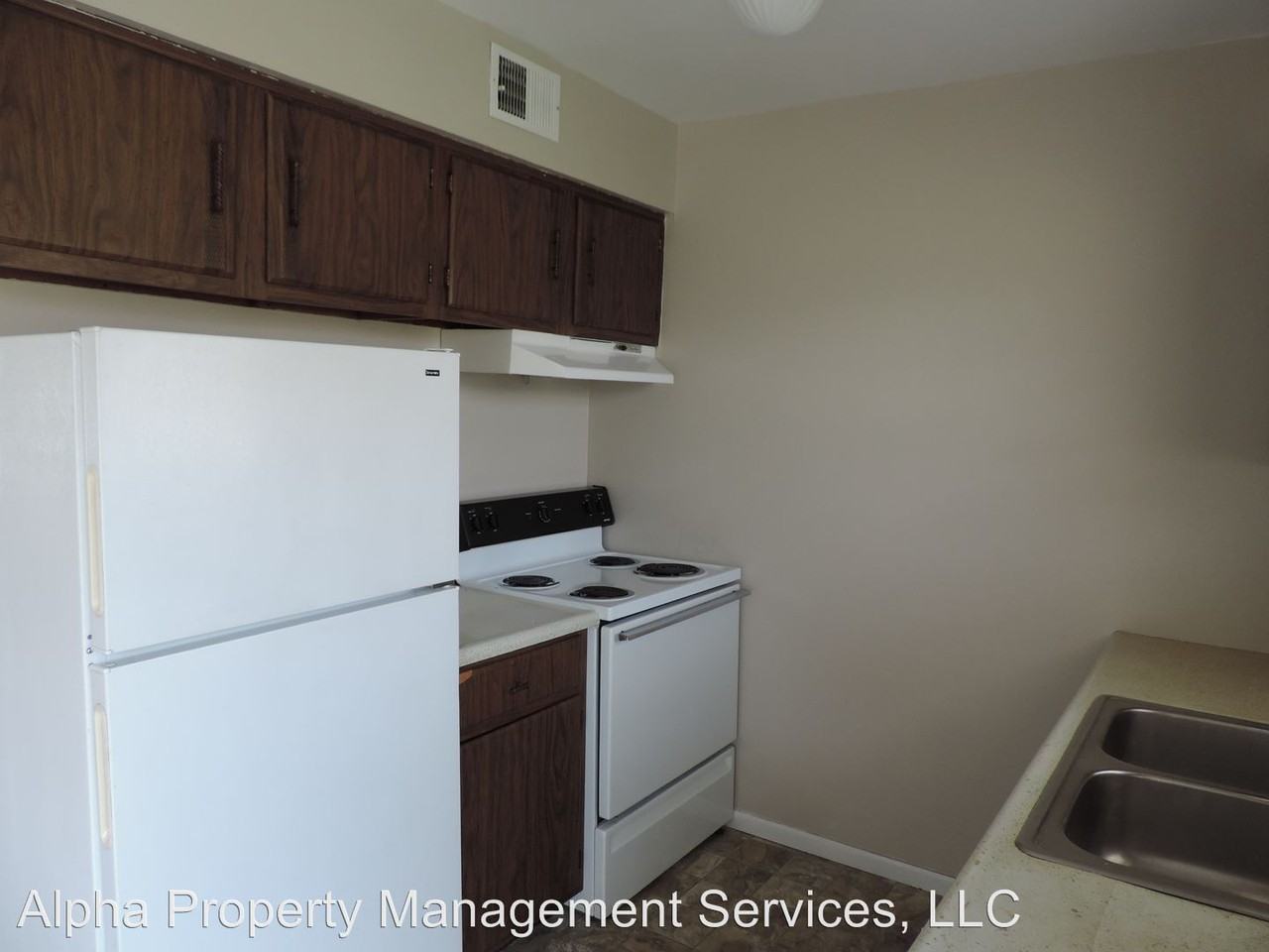 239 SE 13 Hwy - Photo 3 of 9