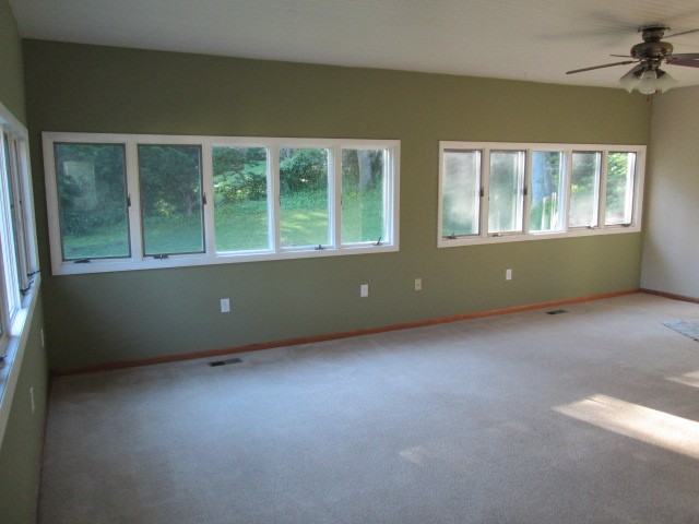 30220 Poplar Dr - Photo 2 of 13