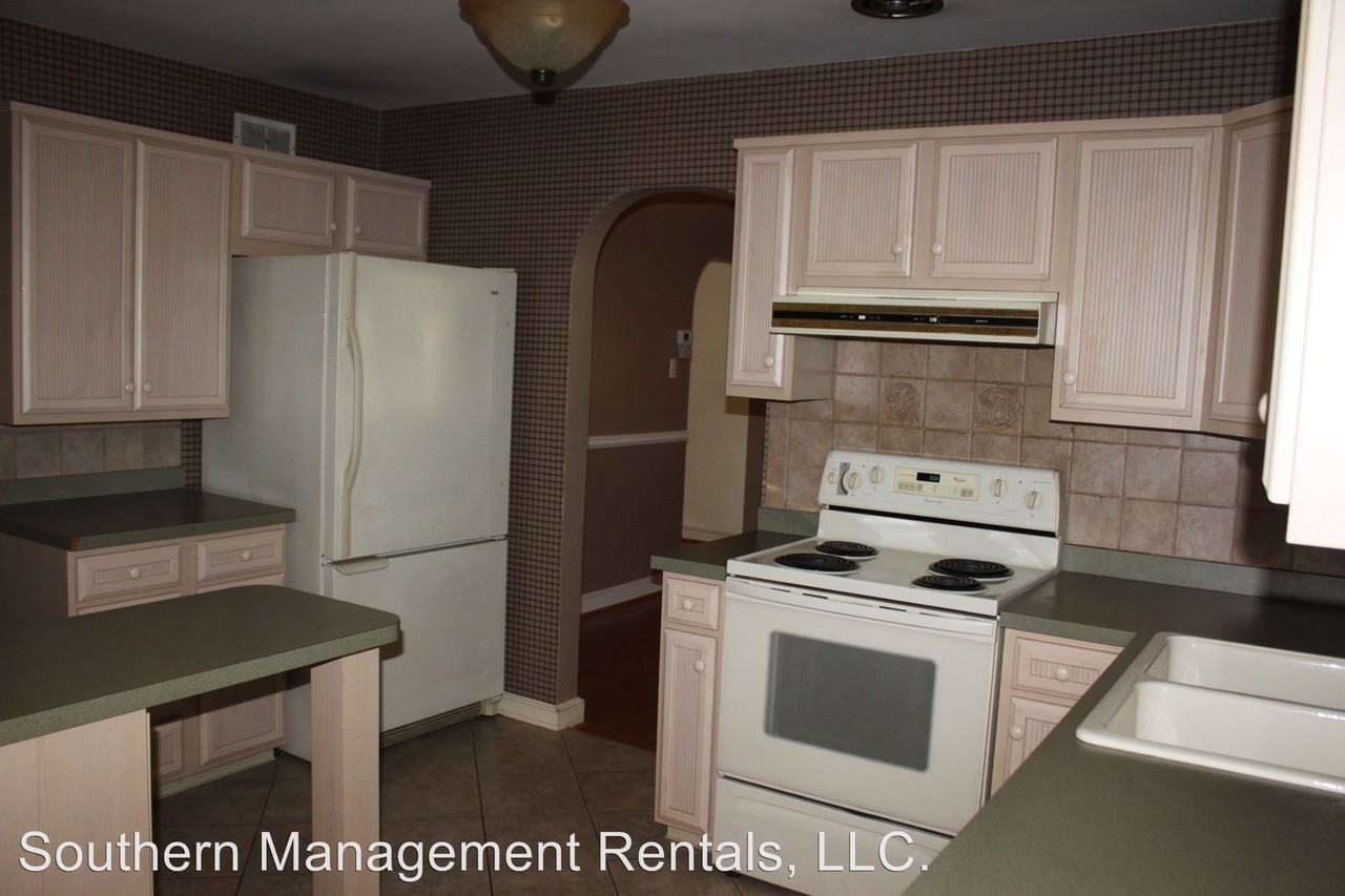 157 Peyton Rd - Photo 2 of 22