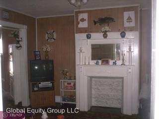 318 William St - Photo 3 of 5