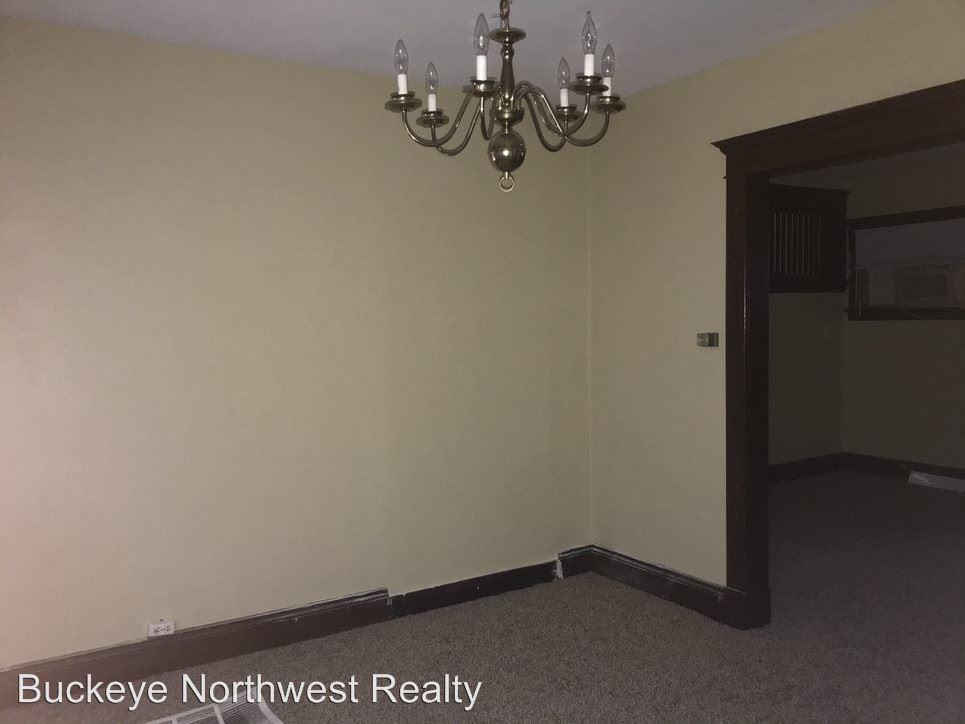 238 Kevin Pl - Photo 2 of 8