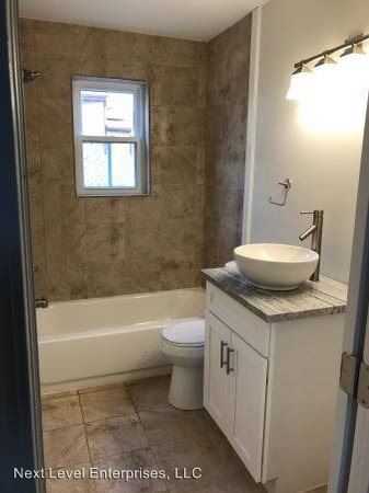 1828 Washington Avenue - Photo 2 of 6