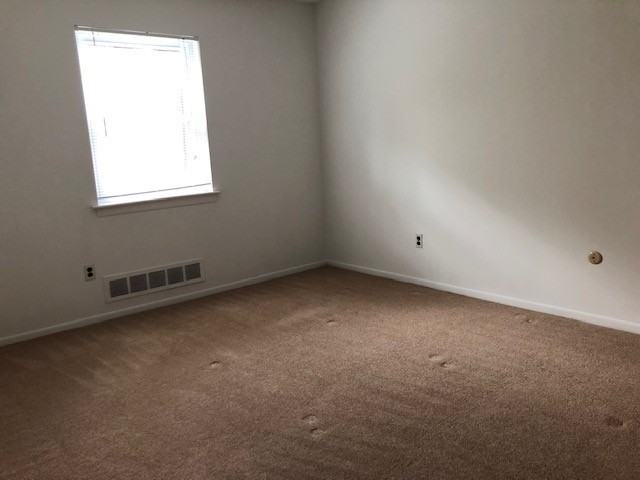 200 Nolan Ave - Photo 3 of 5