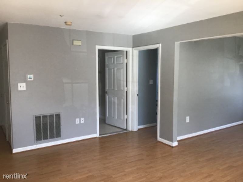 164 Kendrick Pl - Photo 3 of 8