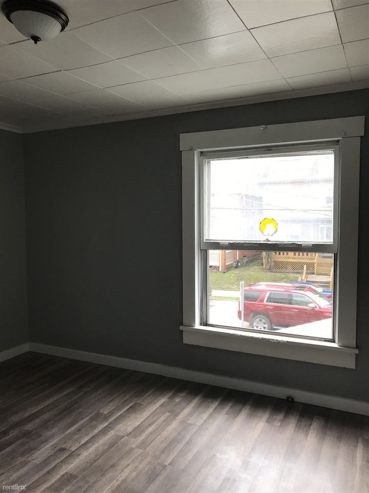 732 Crescent Ave - Photo 2 of 7