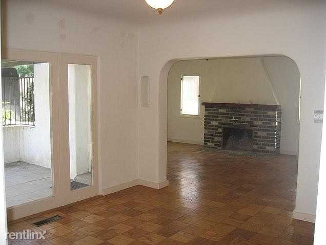 1003 Lincoln Ave - Photo 3 of 13